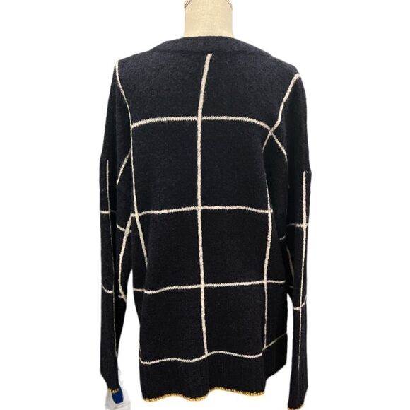 Elizabeth and James Oversized Sweater - Picture 4 of 8